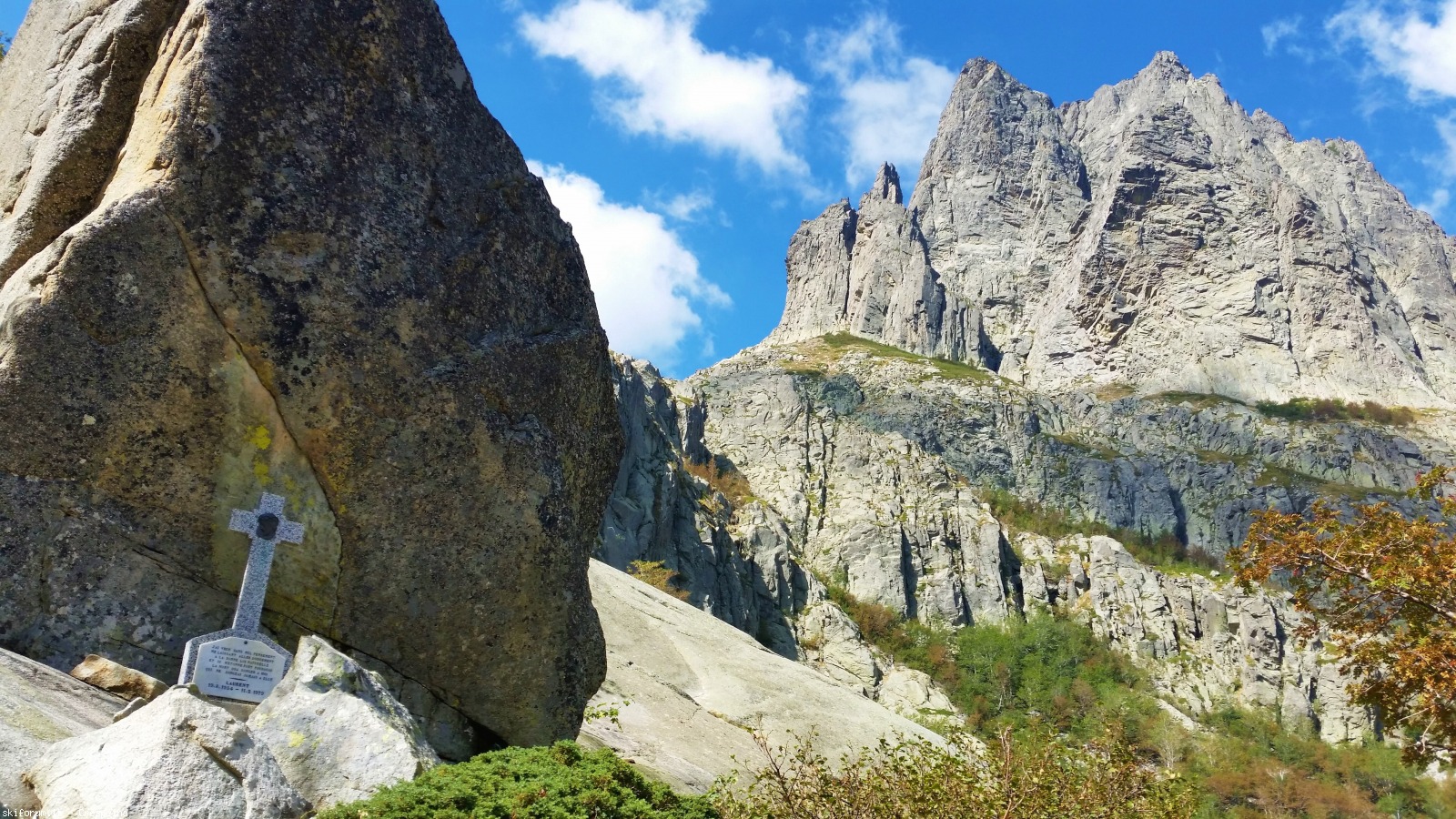 174149-corsica-val-restonica-restonica4.jpg