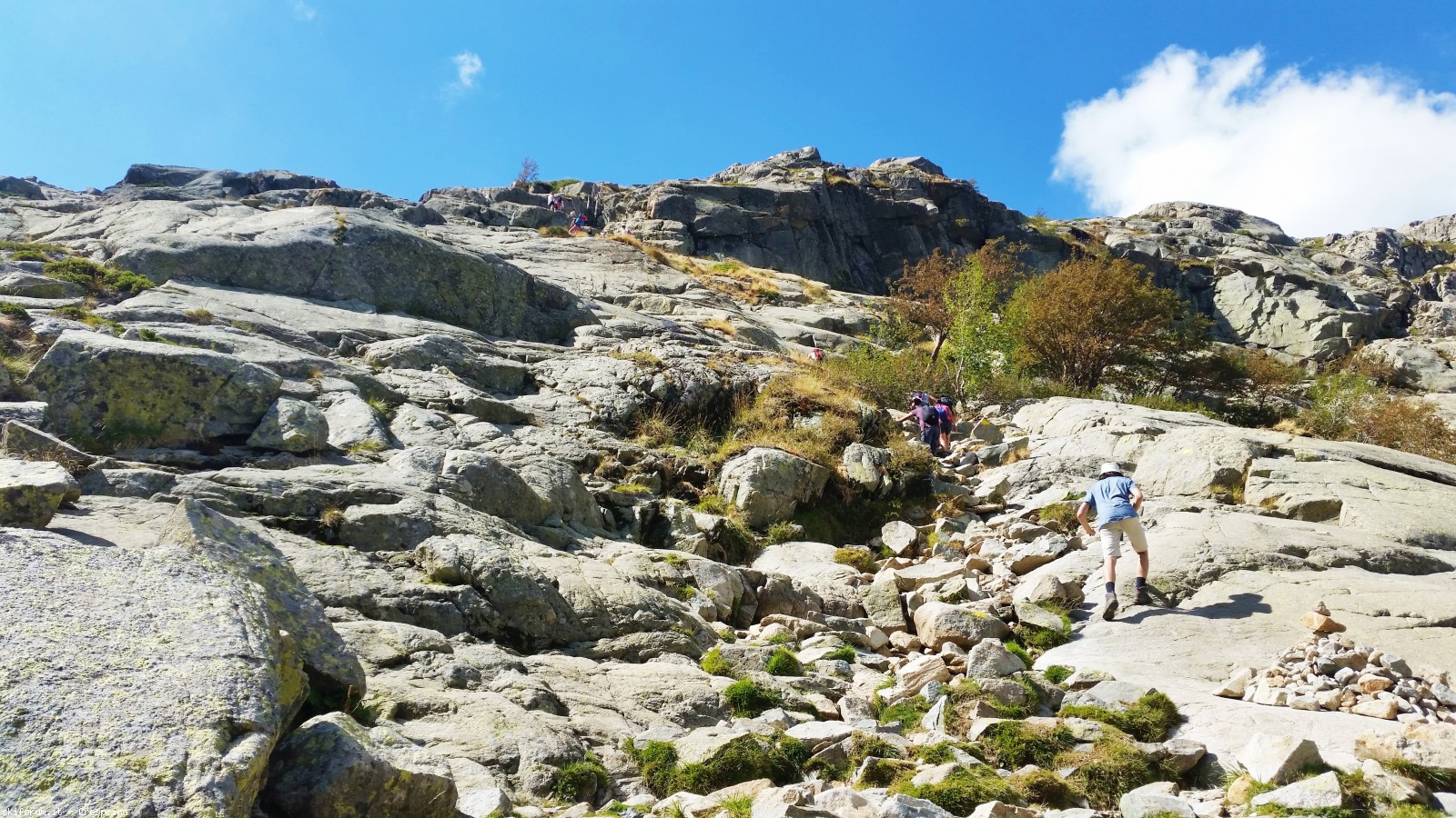 174152-corsica-val-restonica-restonica7.jpg