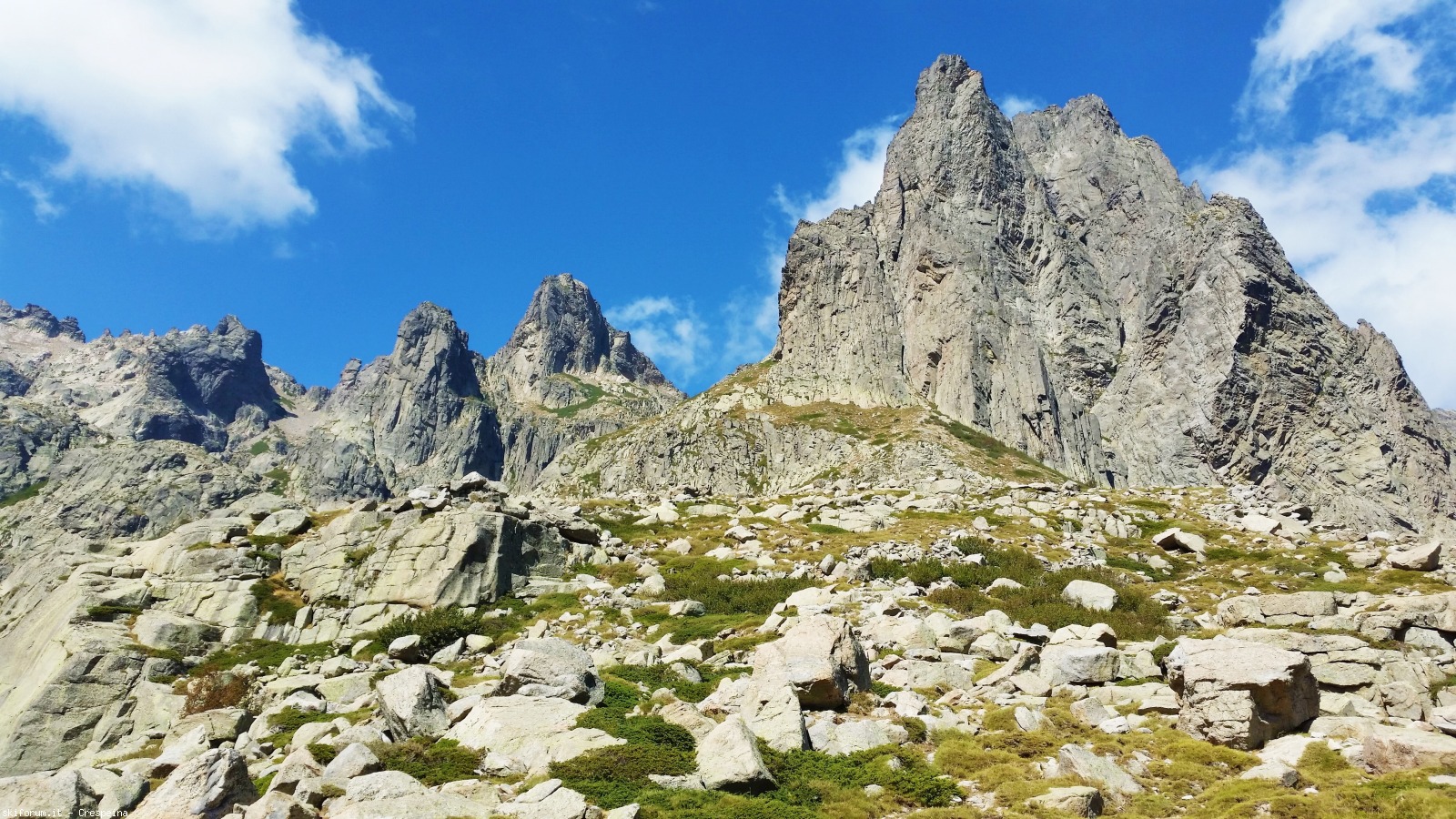 174157-corsica-val-restonica-restonica12.jpg