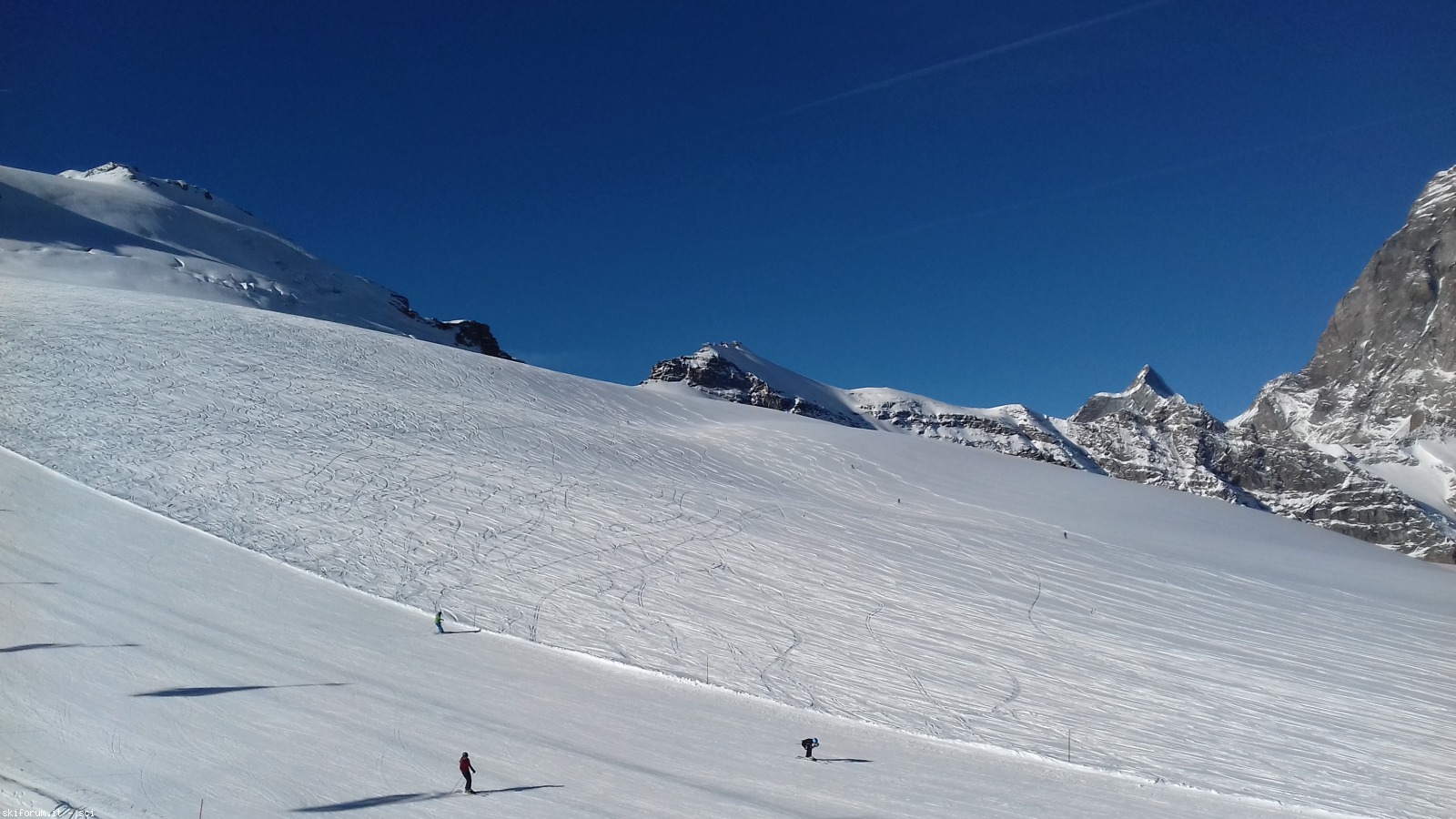 177916-cervinia-zermatt-20161029110302.jpg