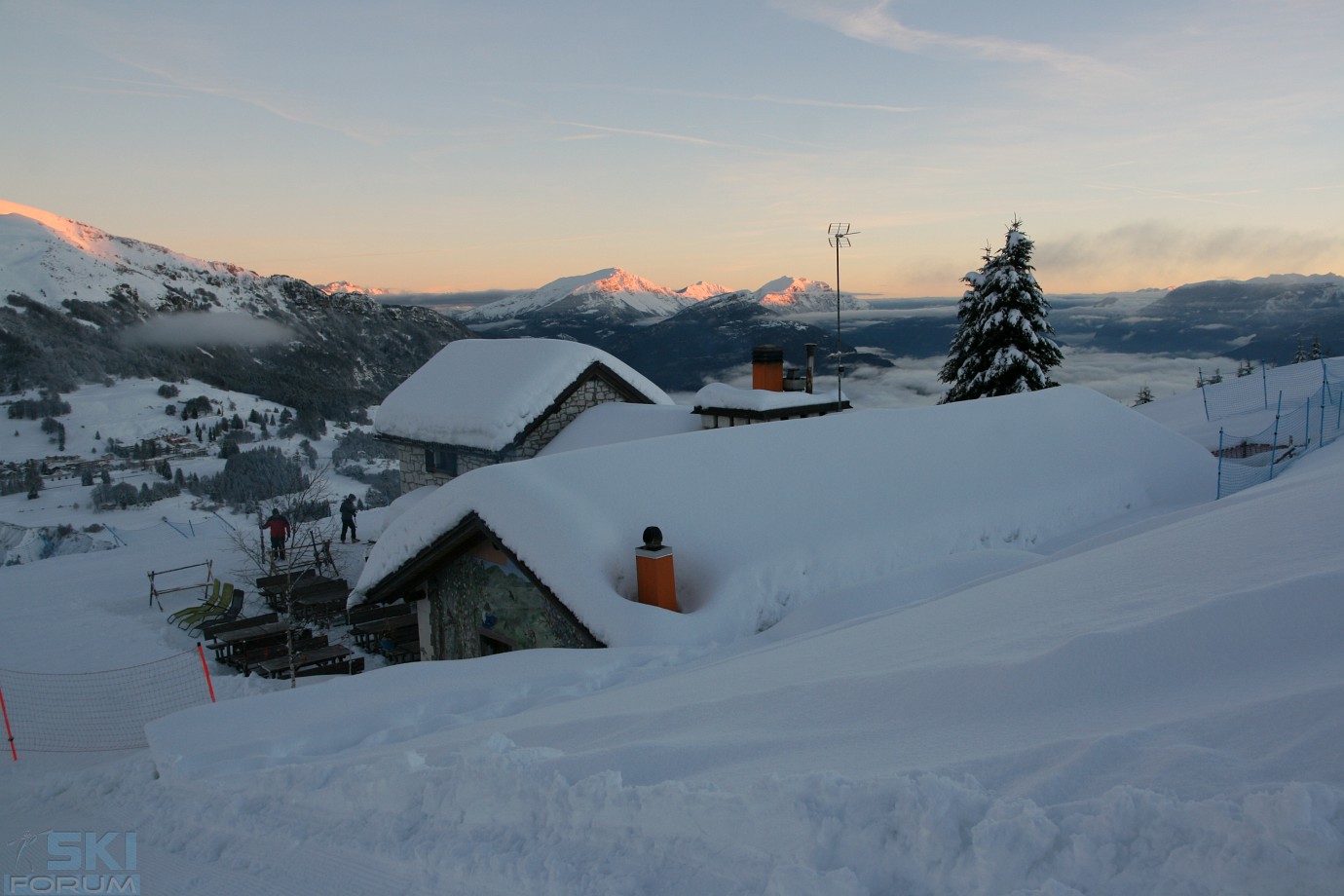 182931-brentonico-ski-sunrise-021.jpg