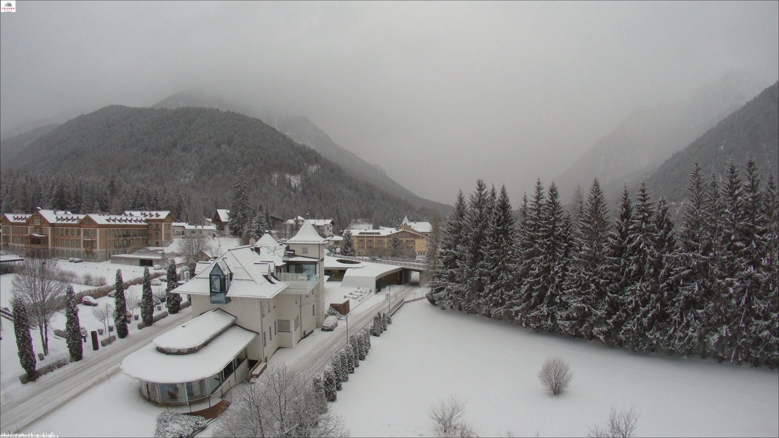 184339-hugepanorama10.jpg