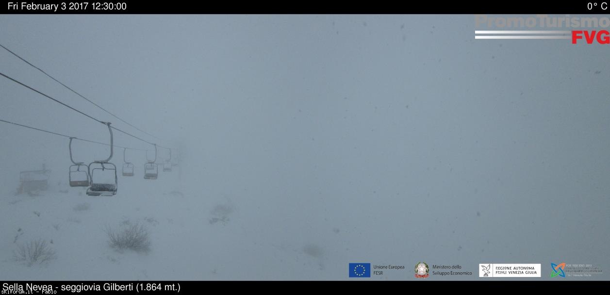 186545-webcam-neve-3-febbraio-2017-sellaseggiovia.jpg