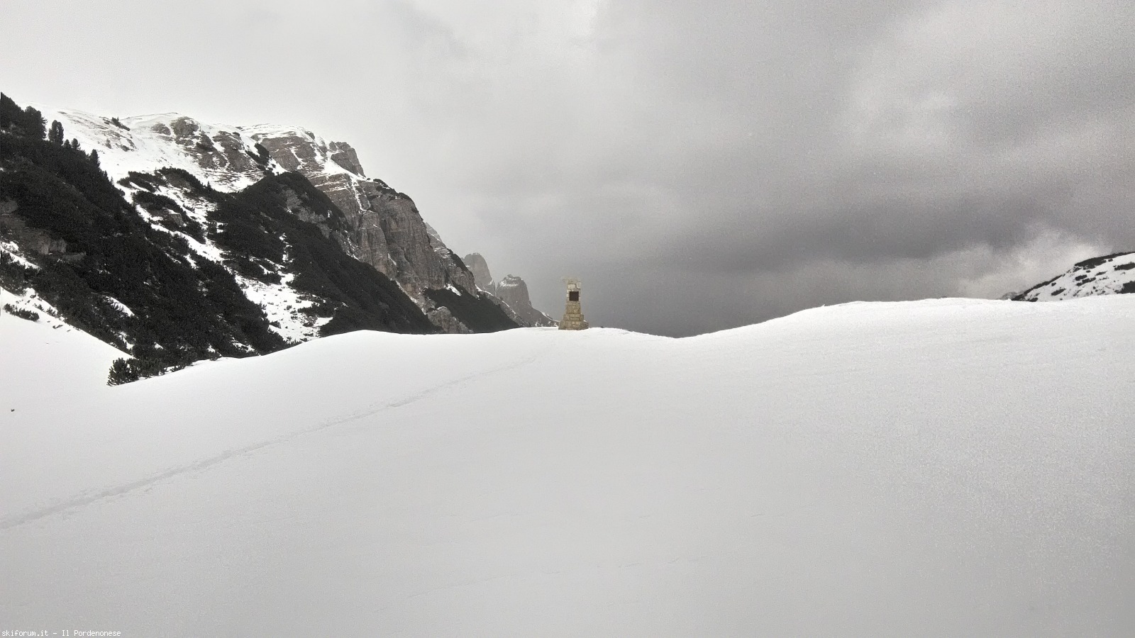 190128-monte-specie-prato-piazza-p20170304103519hdr.jpg