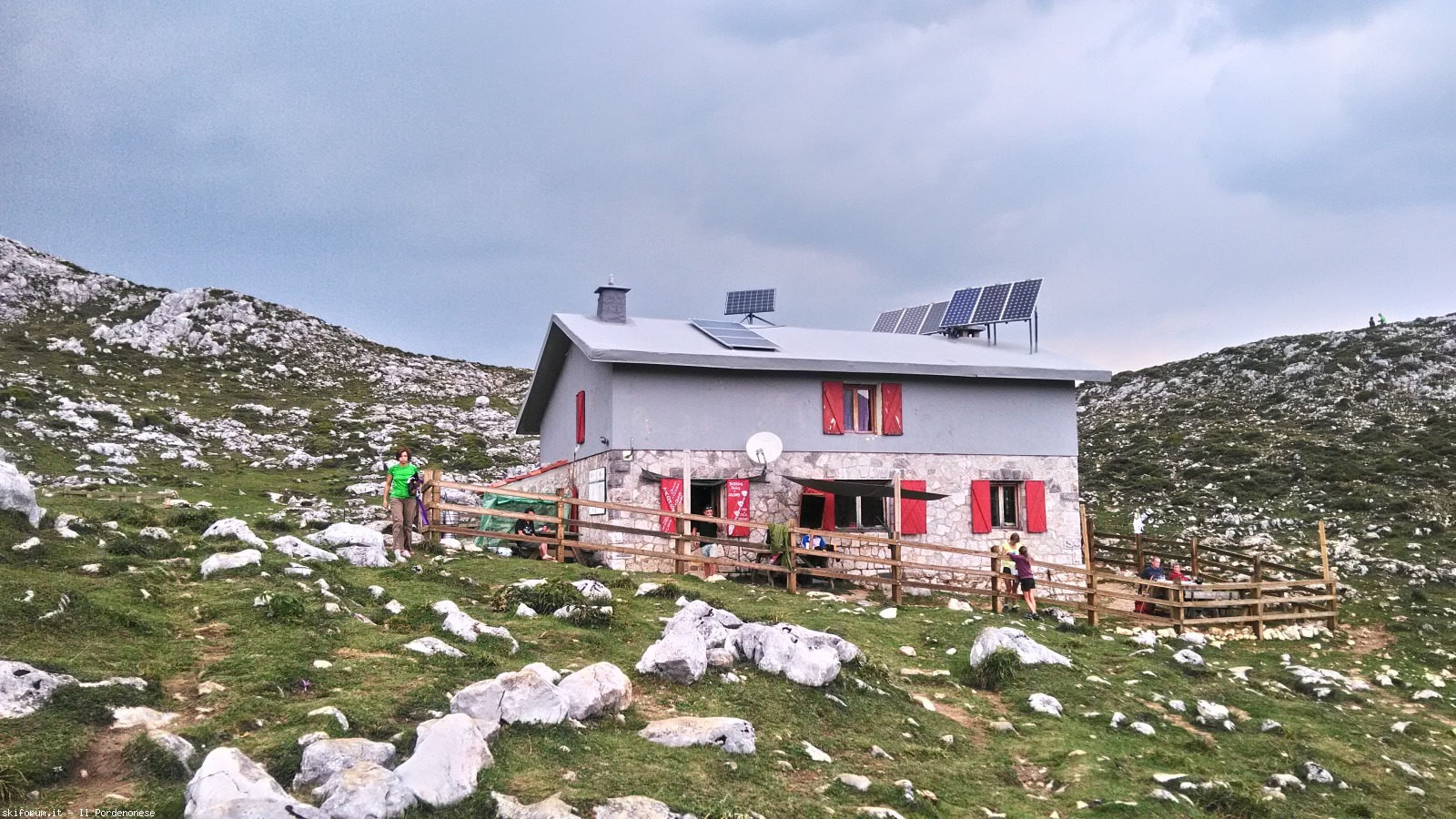 198794-picos-de-europa-p20170814175238hdr.jpg