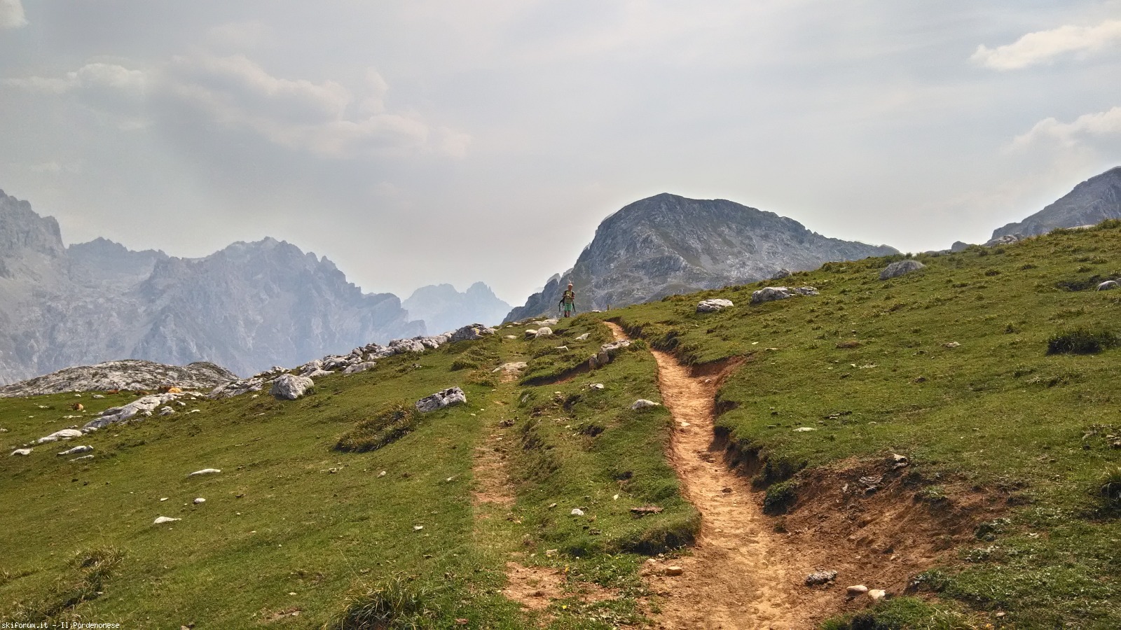 198798-picos-de-europa-p20170814150329hdr.jpg