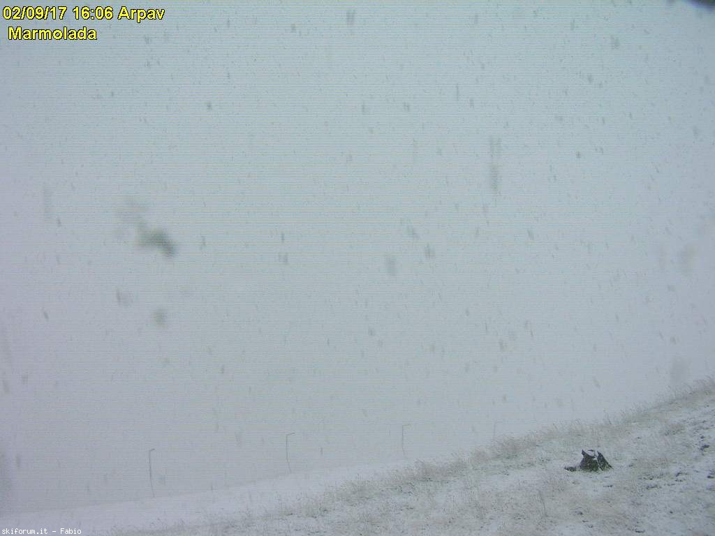 199067-neve-2-settembre-2017-marmolada-webcam.jpg