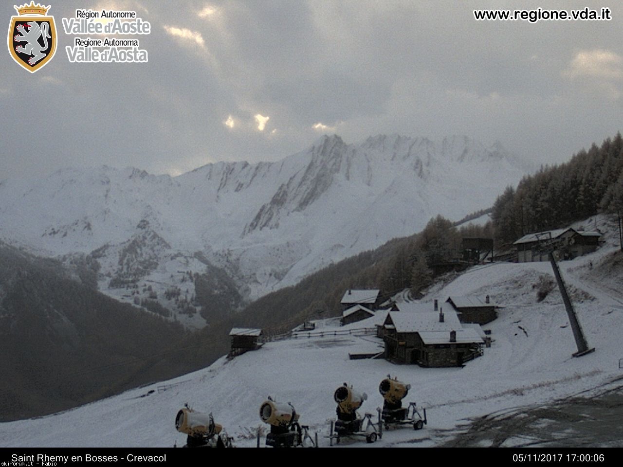 202693-webcam-neve-5-novembre-2017-bigcrevacol.jpg