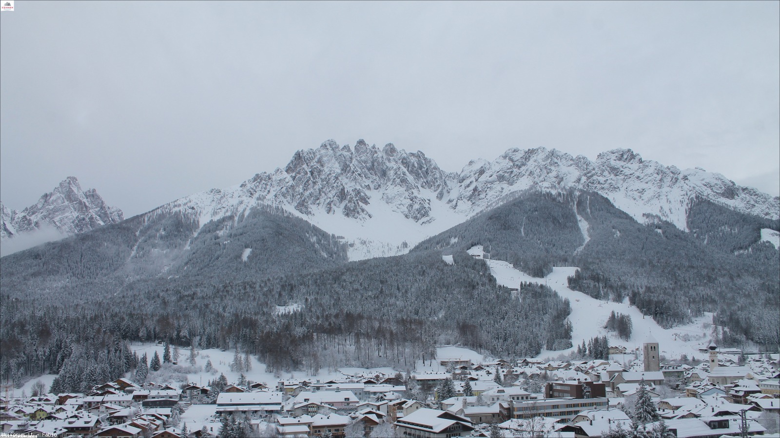 205858-hugepanorama5.jpg