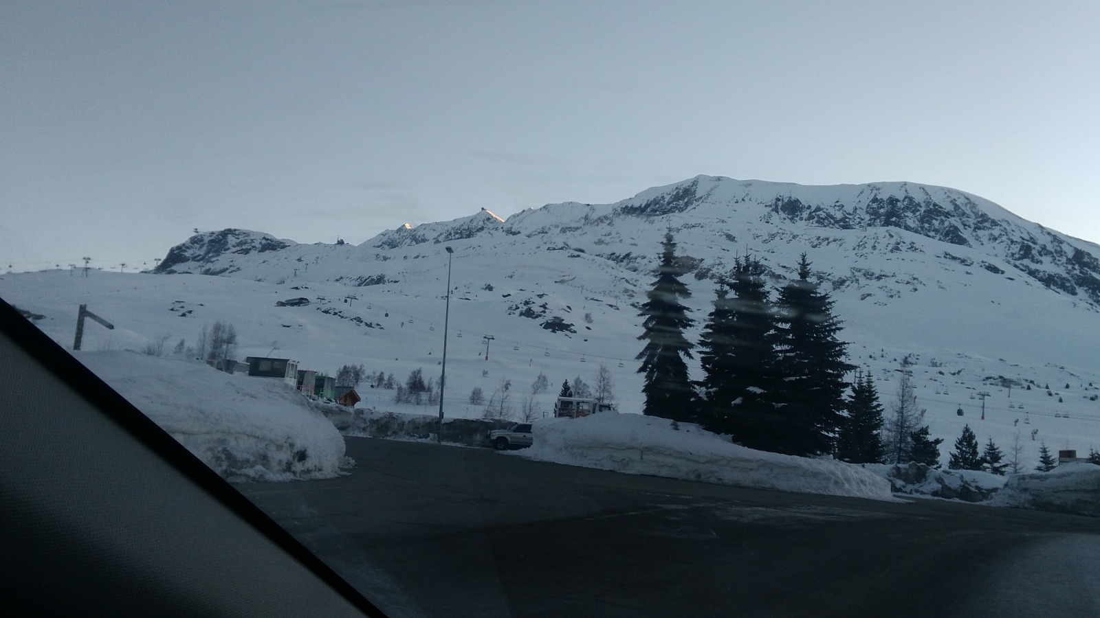 210021-alpe-d-huez-p20180209075950.jpg