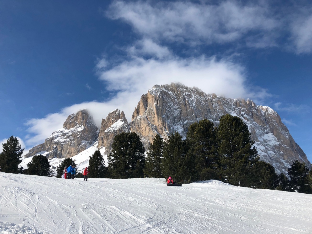 211133-img1475-il-sassolungo-dalla-pista-sass-betit.jpg