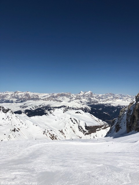 214699-da-buffaure-a-marmolada-aprile-2018--marmolada-4-vista-verso-tofane.jpg