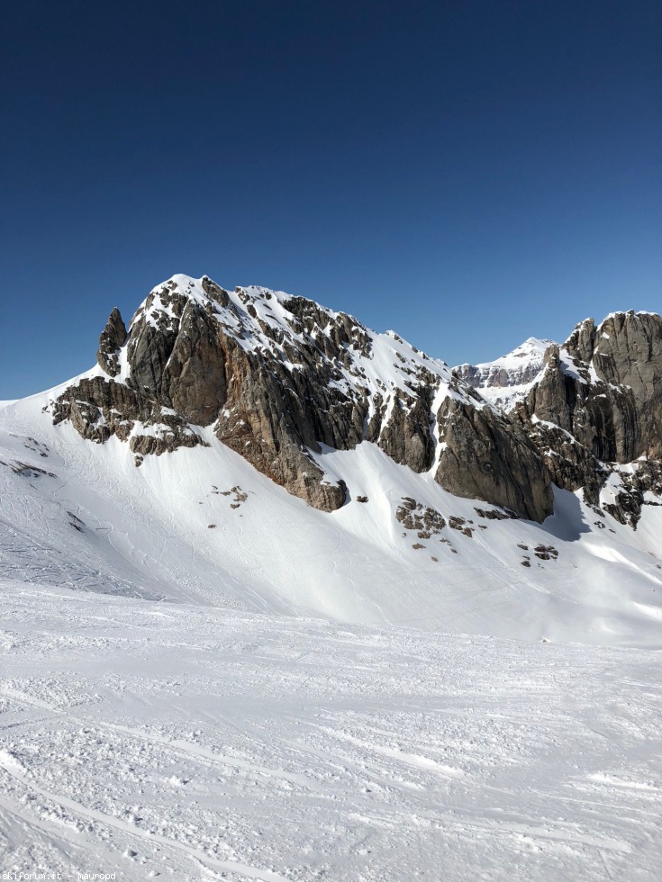 214701-da-buffaure-a-marmolada-aprile-2018--marmolada-6-sass-delle-undesc-capolino-piz-bo.jpg