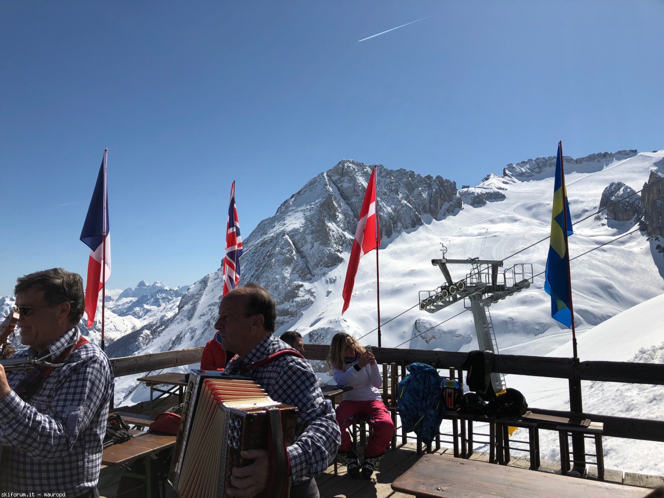 214706-da-buffaure-a-marmolada-aprile-2018--marmolada-12-festa-padon-fisa.jpg