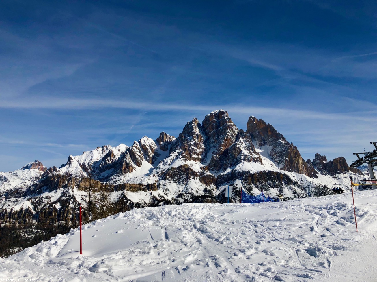 215383-faloria-apr-2018-img2642-cristallo-dall-arrivo-della-bigontina-pista-chiusa.jpg