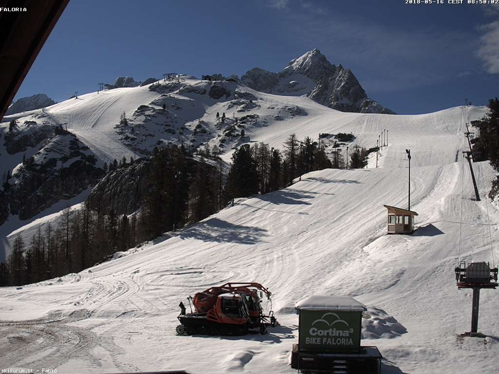 216594-webcam-neve-15-maggio-2018-precrifugiofaloria.jpg