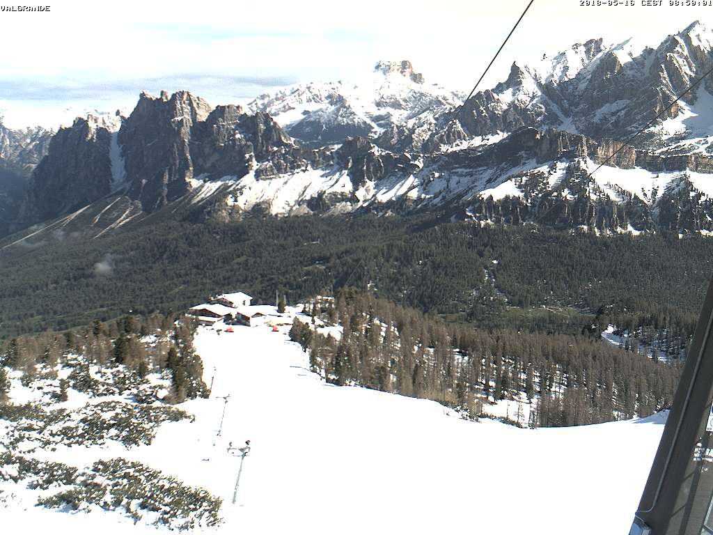 216595-webcam-neve-15-maggio-2018-precvalgrande.jpg