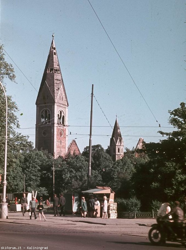 216732-luisenkirche-1960-er-jahre.jpg