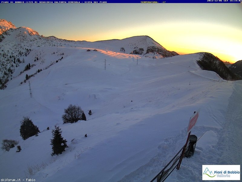 85531-webcam-romantiche-6-dicembre-2012-chiavello1800.jpg