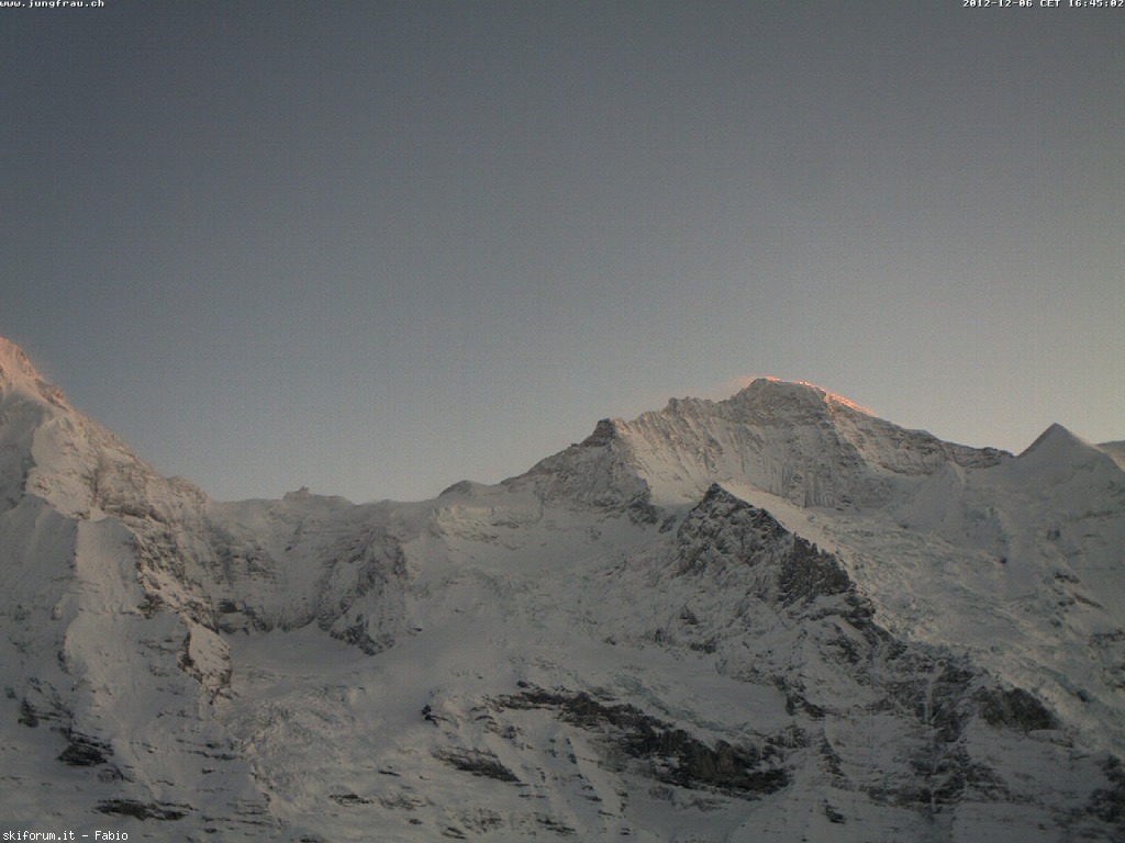 85535-webcam-6-dicembre-2012-tramonto-lauberhorngr.jpg
