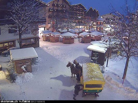 85541-webcam-6-dicembre-2012-tramonto-webcamthumbnormaldorfplatz.jpg