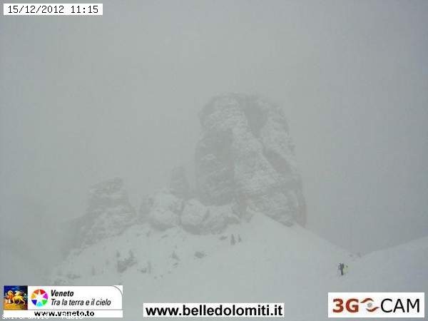 86529-webcam-neve-15-dic-2012-5torri.jpg