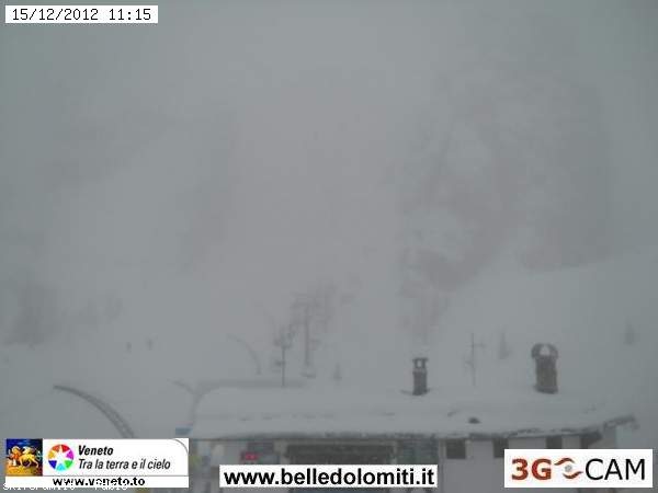 86535-webcam-neve-15-dic-2012-ducadaosta.jpg