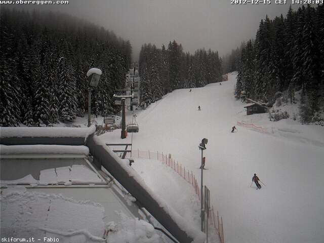 86582-nevicate-15-dicembre-2012-webcam4.jpg