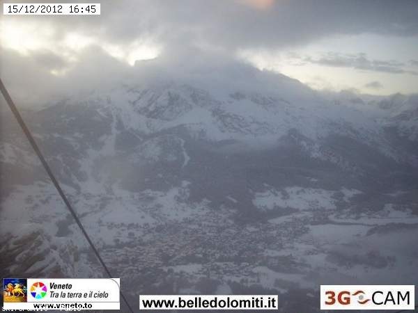 86591-webcam-neve-15-dicembre-2012-cortinadalfaloria.jpg