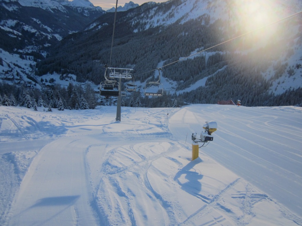 86821-primo-sole-sulle-piste-del-burz-di-arabba-img1703.jpg