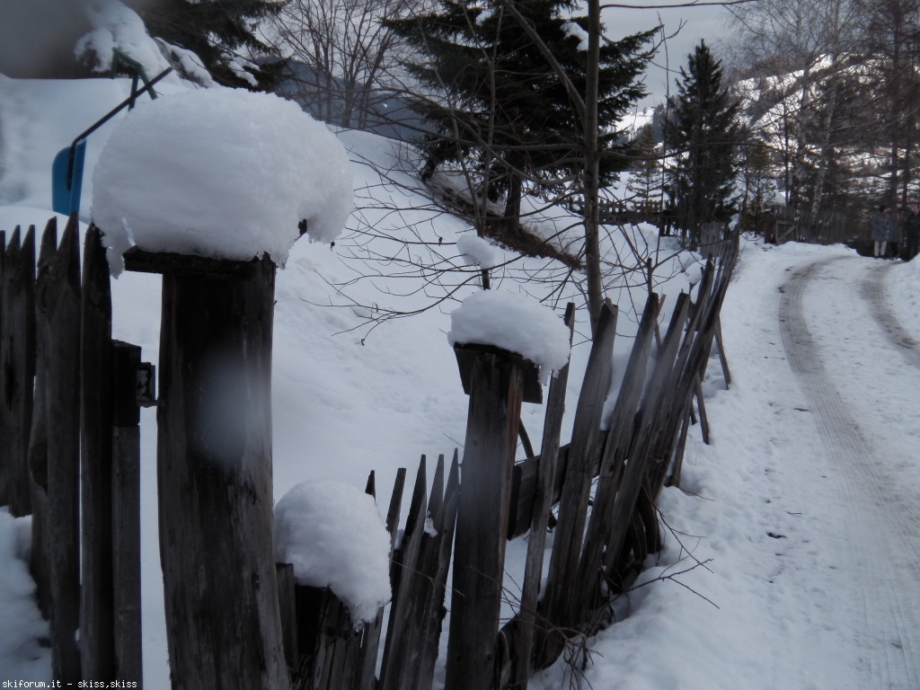 89864-cartoline-da-san-leonardo-natale-dic2012-imga0214583.jpg