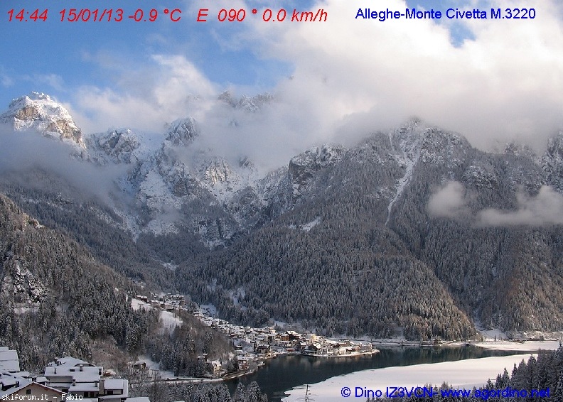 90204-neve-15-gennaio-2013-alleghe.jpg