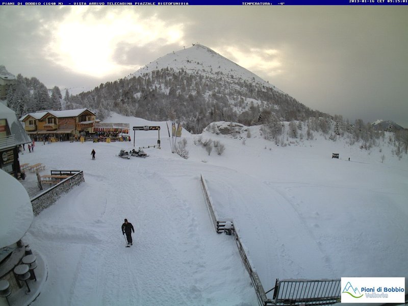 90325-webcam-orobie-16-01-2013-funivia03.jpg