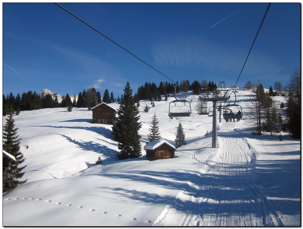 90468-superski-12-gennaio-2013-alta-badia-11.jpg