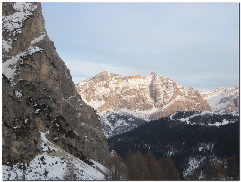 90472-superski-12-gennaio-2013-alta-badia-15.jpg
