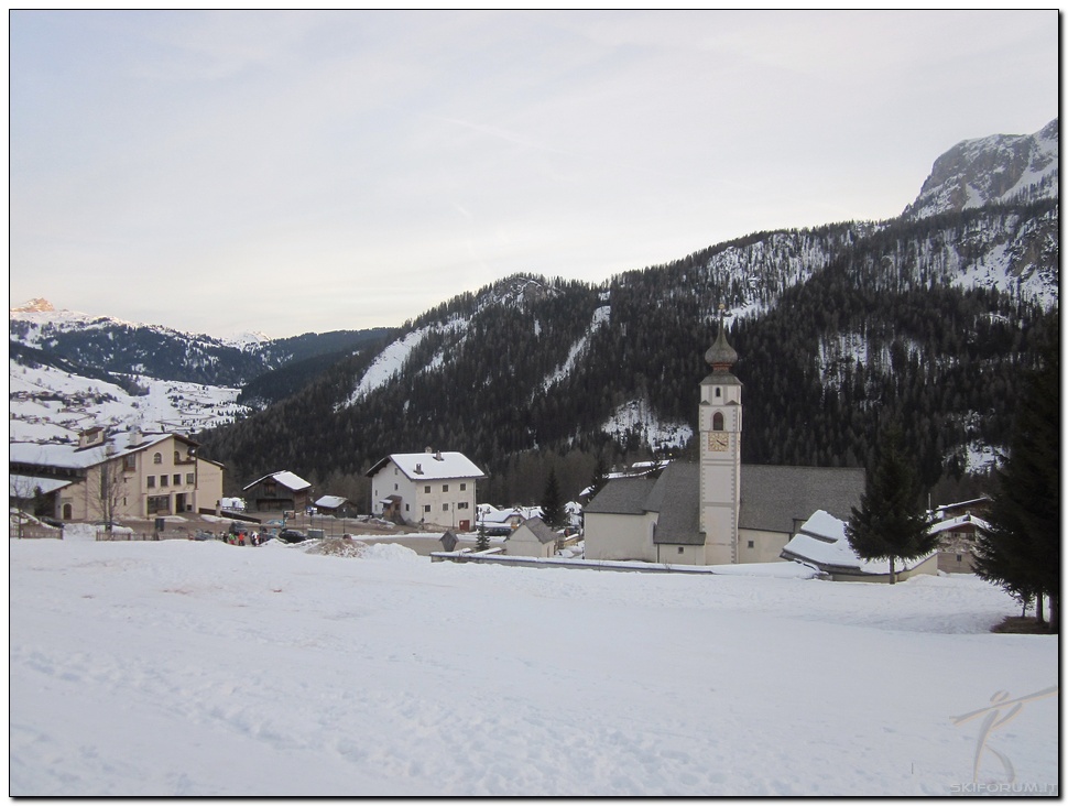 90474-superski-12-gennaio-2013-alta-badia-17.jpg