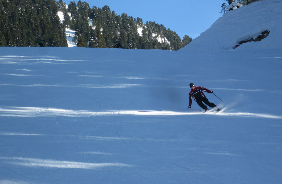 96129-mazzingata-alpe-cermis-2-marzo-2013-ferrarigp-prafiori2.jpg