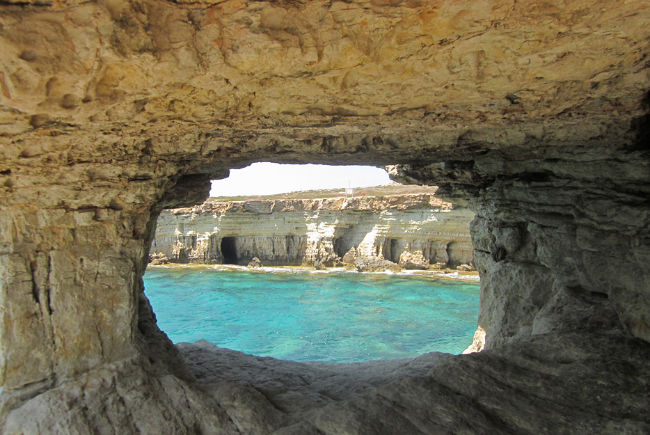 104889-grotta01.jpg