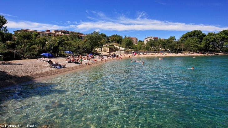 128428-spiaggia-malinska-isola-di-veglia.jpeg