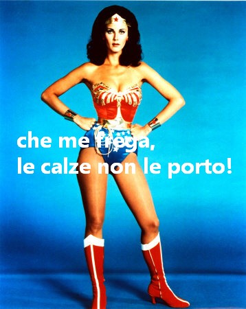 187674-wonderwoman-calze.jpg