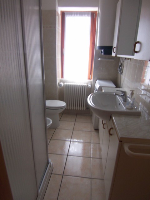 57991-1003718-640x480.jpg