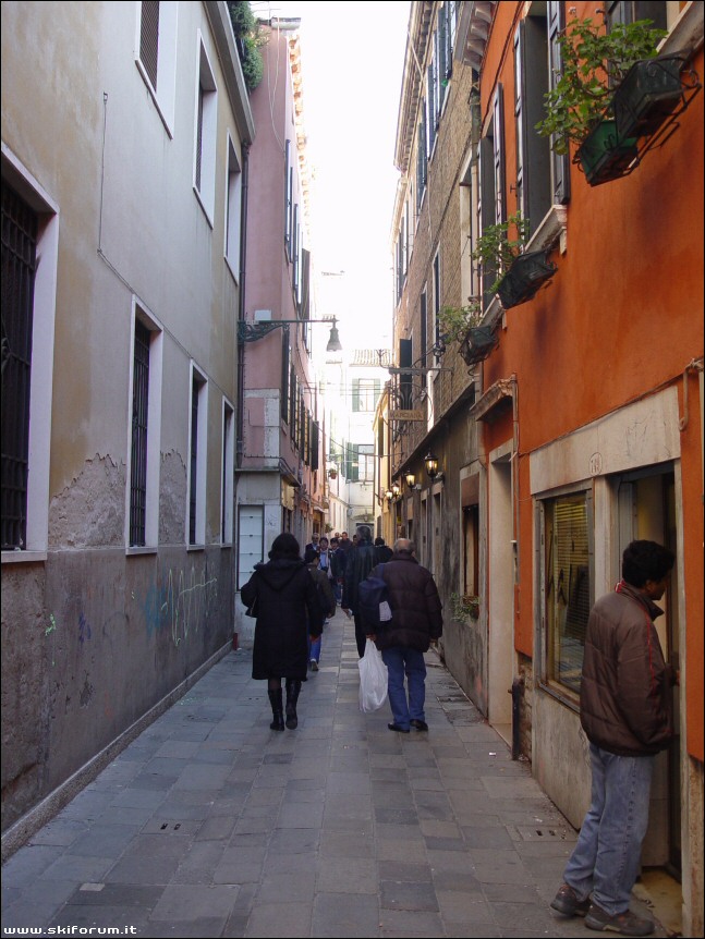 7615-colori-muri-venezia.jpg