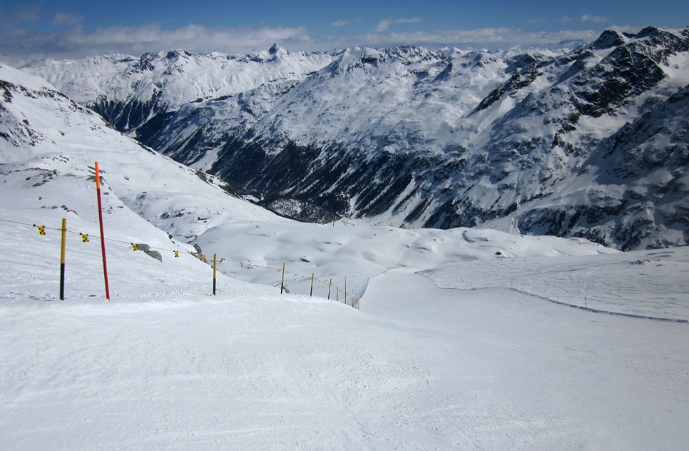 100502-piste-ghiacciaio.jpg