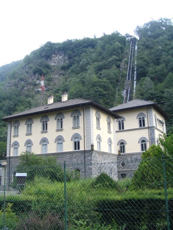 101995-centrale-3a.jpg