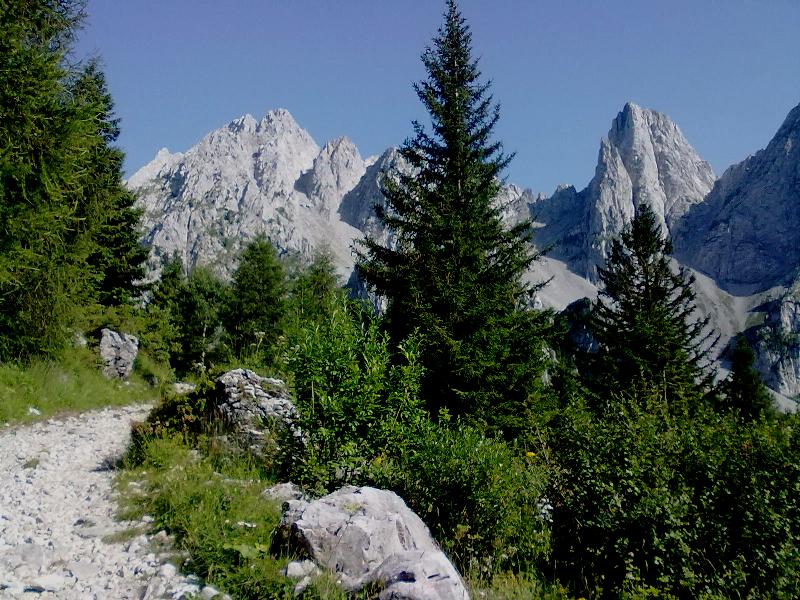 104663-paesaggio-dolomitico-6.jpg