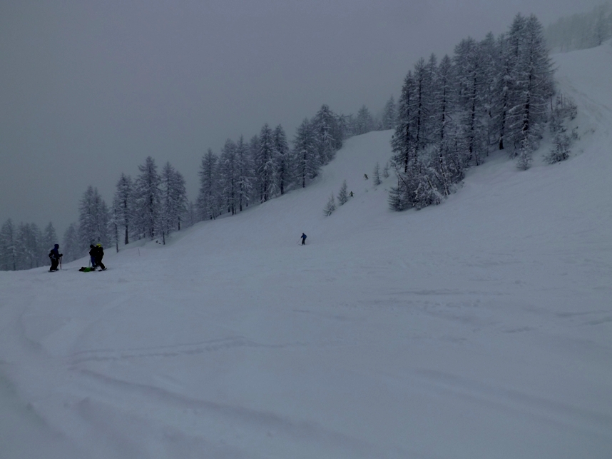 113713-incrocio-pista-miandette-con-le-altre-piste-poco-sotto-la-capannina-colori-modificati.jpg