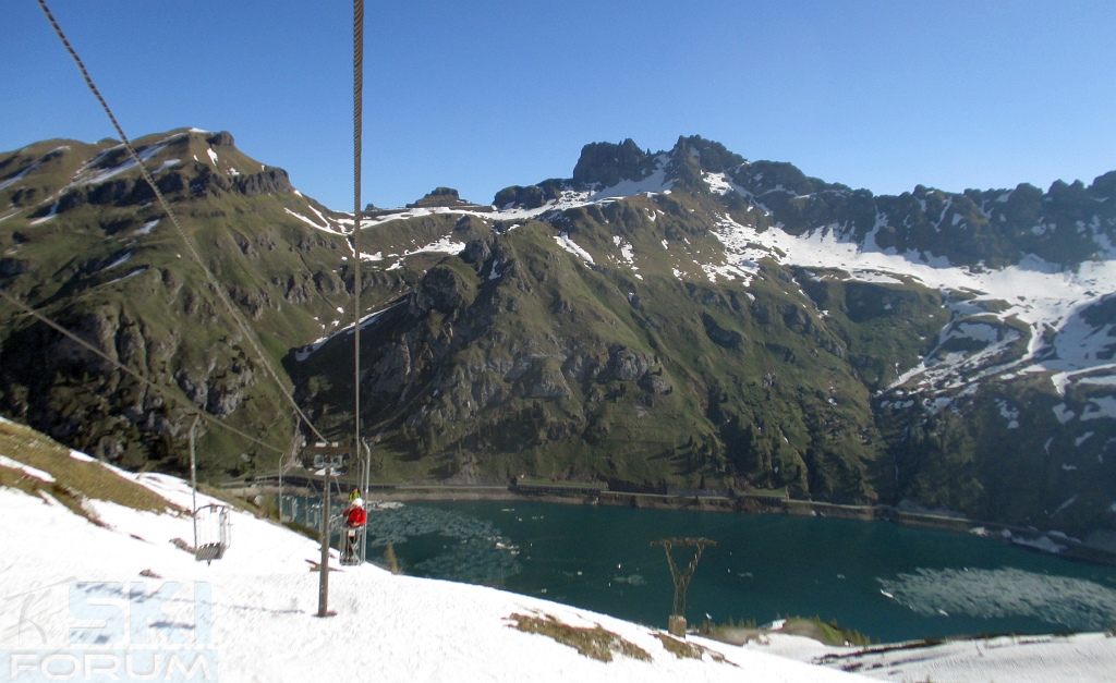 126749-il-lago-fedaia.jpg