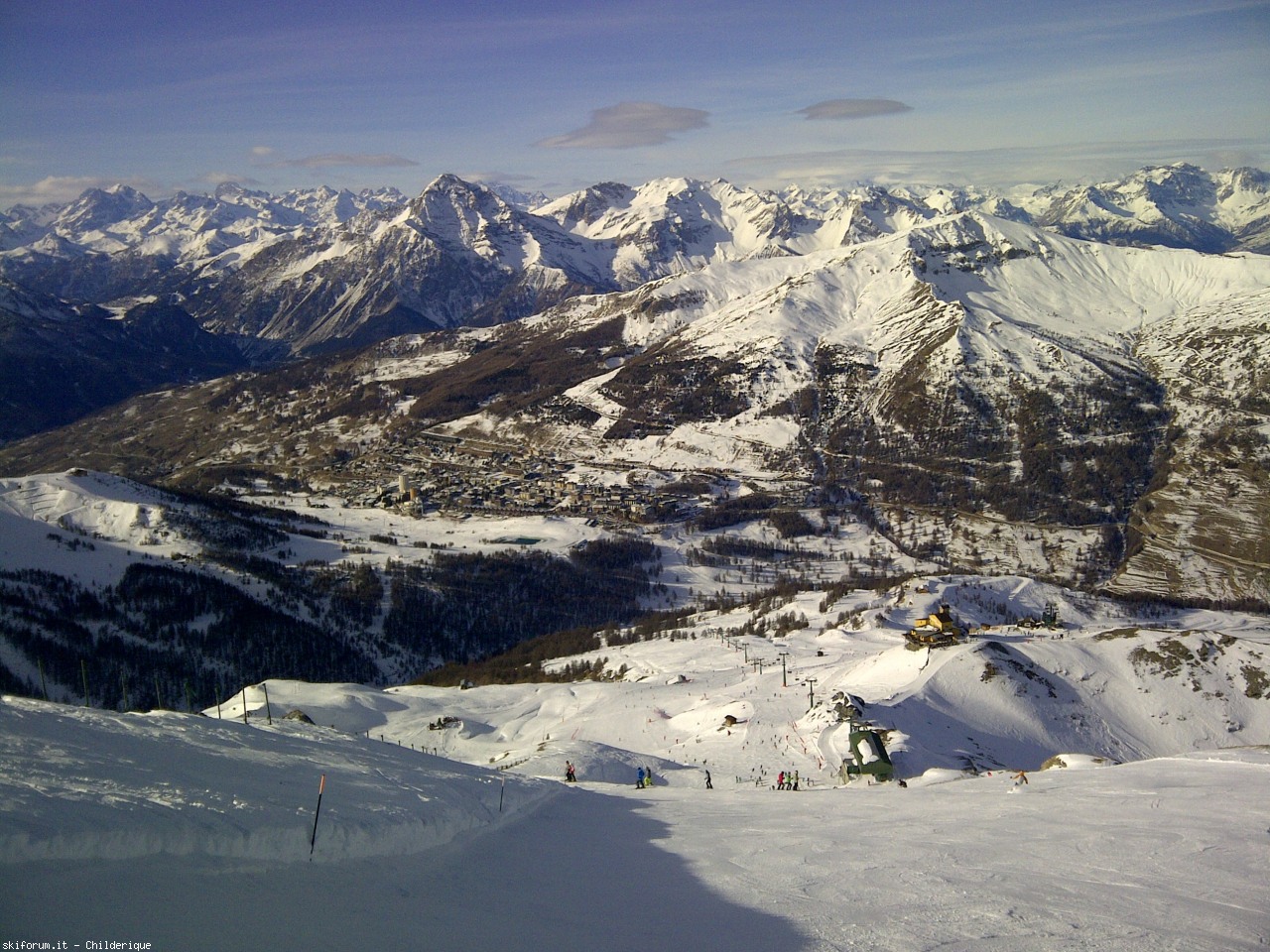 136728-locationsestriere02panoramadalmontemotta20150103.jpg