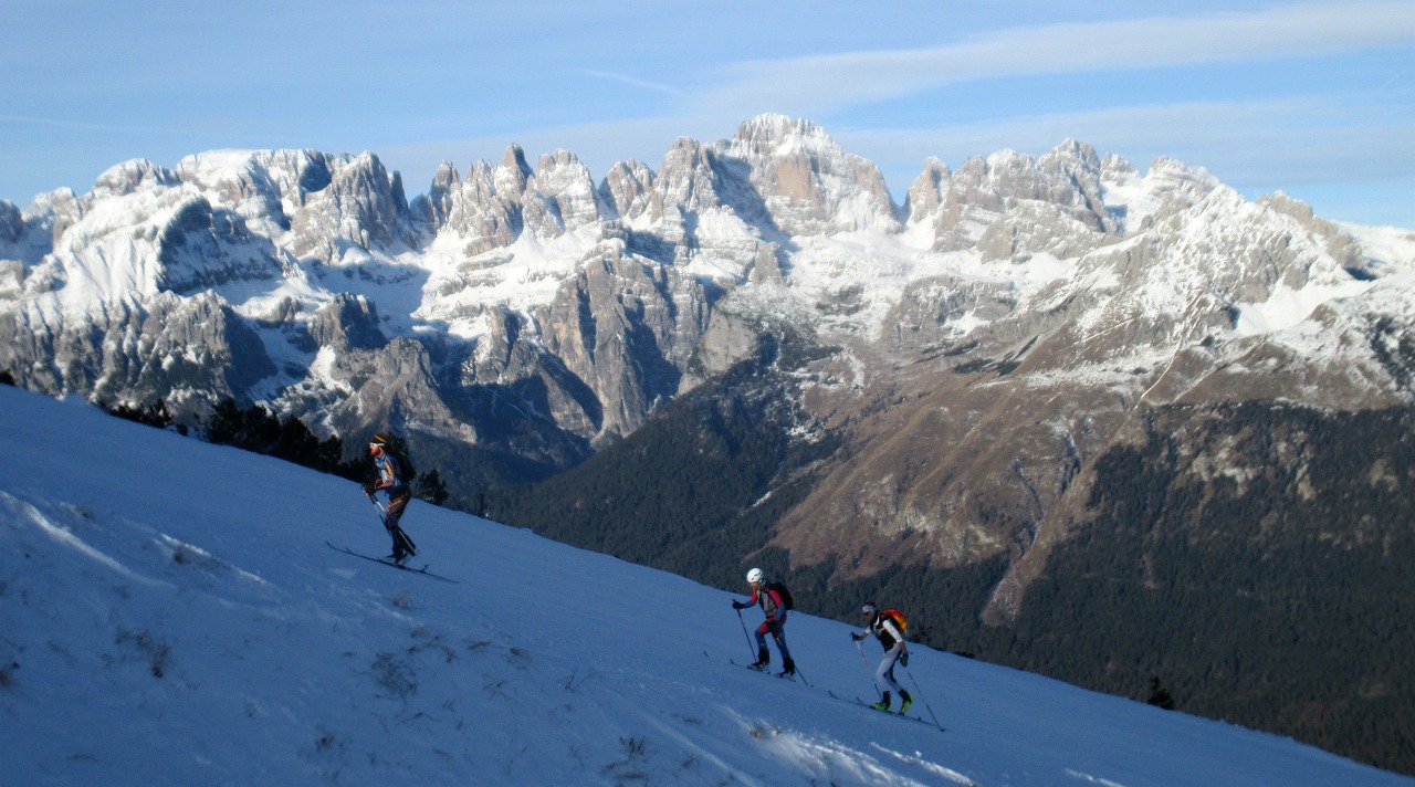 137806-scialpinisti-piste.jpg