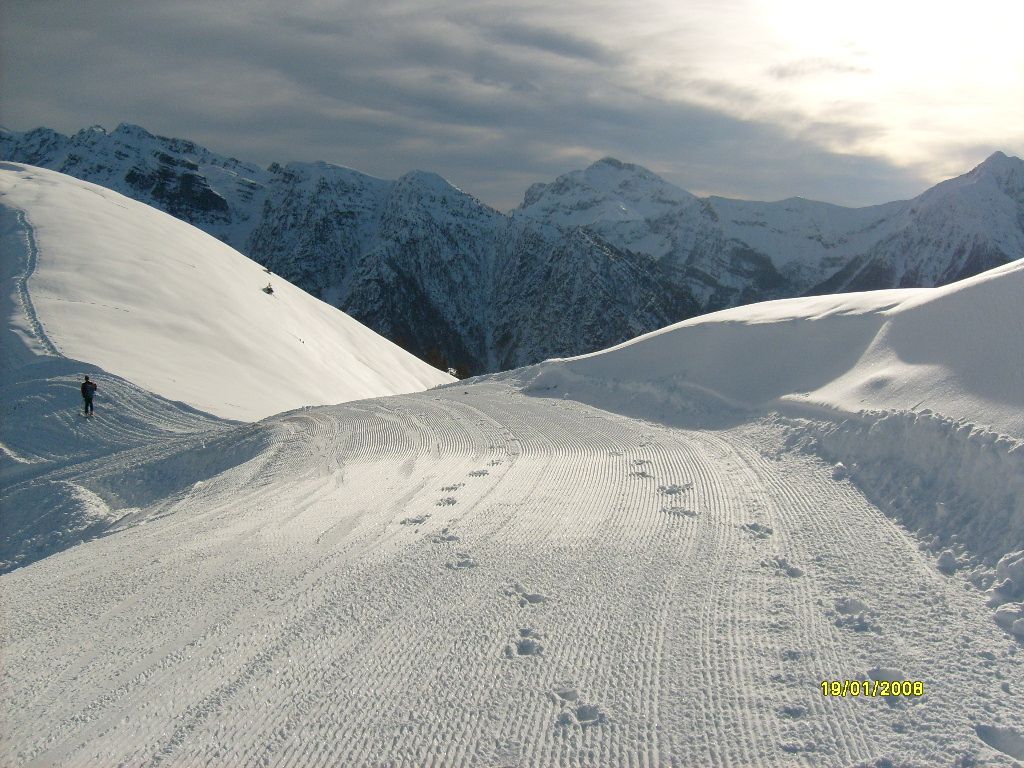 16516-37-arrivo-a-2000-la-stradina-porta-fuoripista.jpg